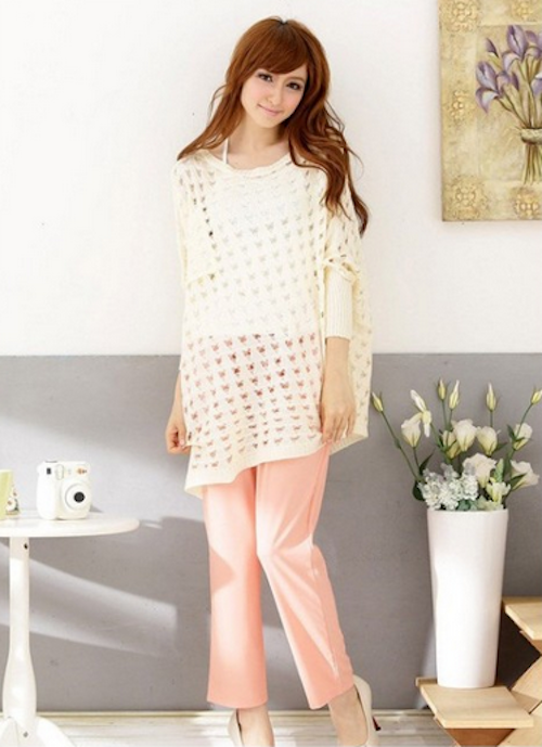 WT21718 Stylish Knit Top Beige