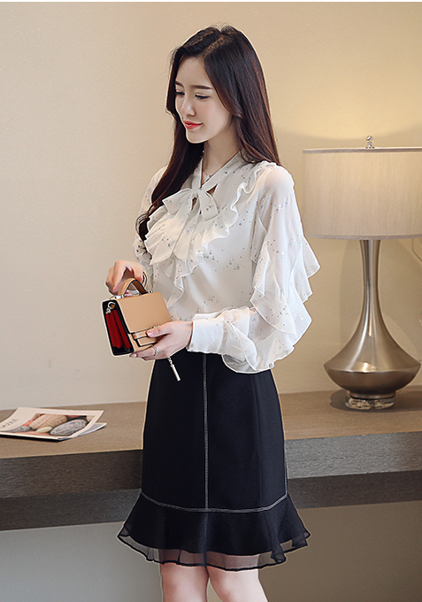 GW2300 Charming Chiffon Top White