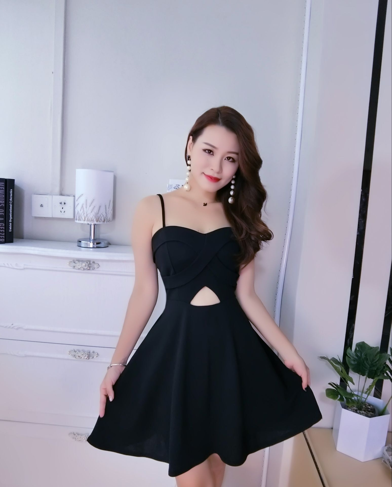 GW2317 Charming Strap Dress Black