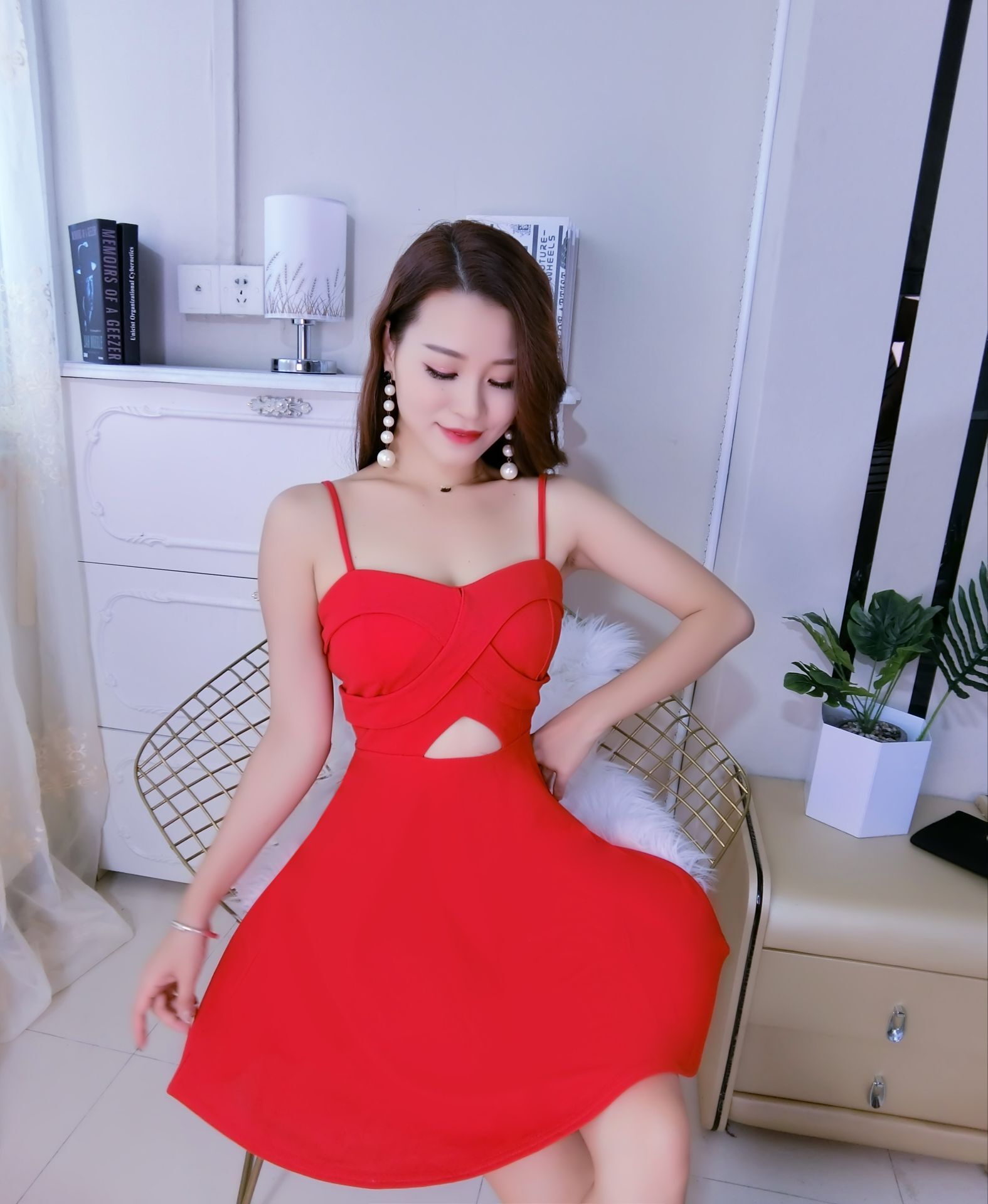 GW2317 Charming Strap Dress Red