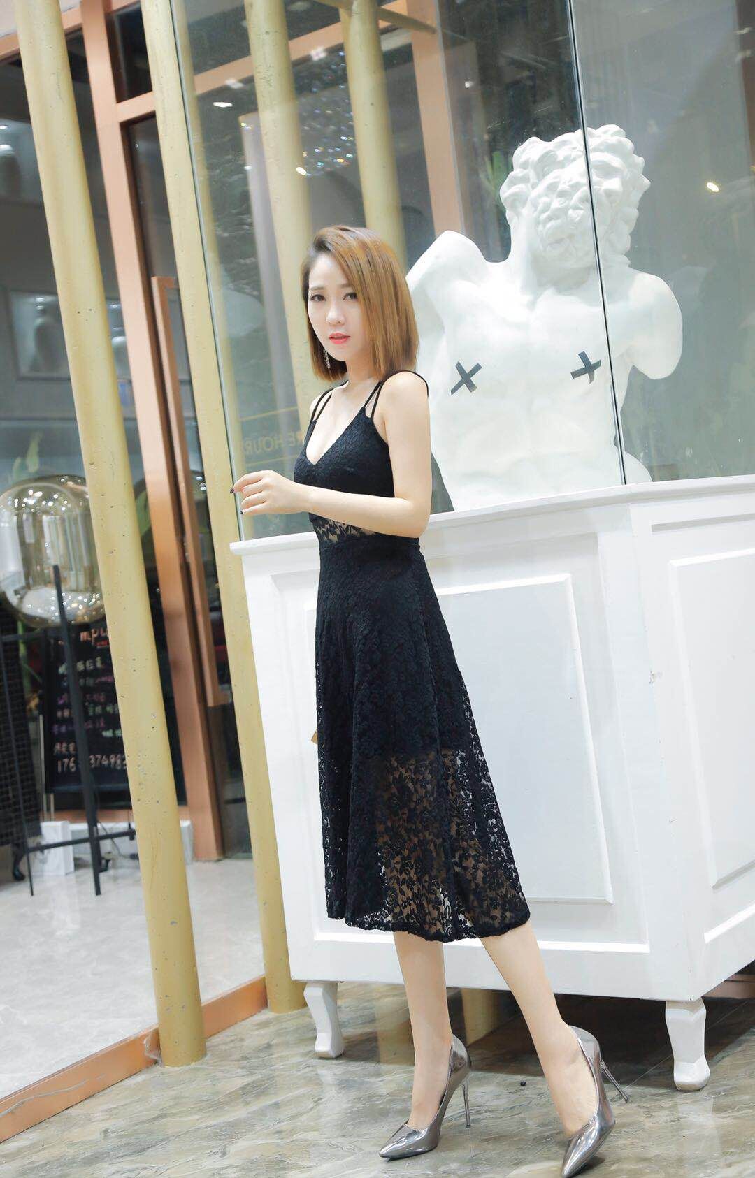 GW2319 Lovely Lace Dress Black