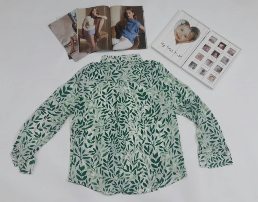 WT7680 Women's Printed Top Green