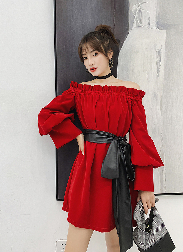 GW2329 Charming Off Shoulder Dress Red