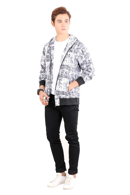 QA-489 Mens Sporty Sweater White