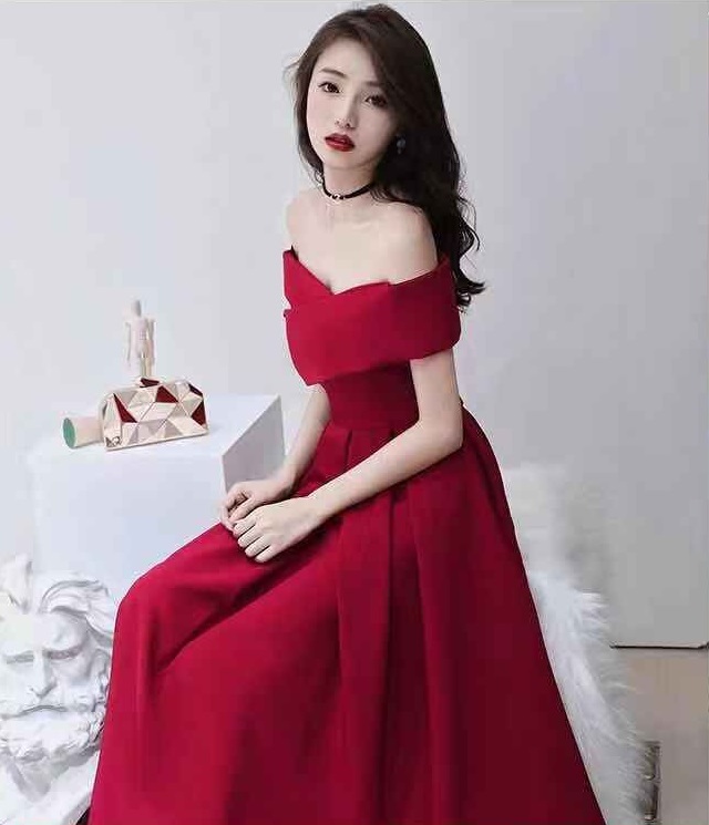 WD7697 Women's Elegant Evening Dress Red