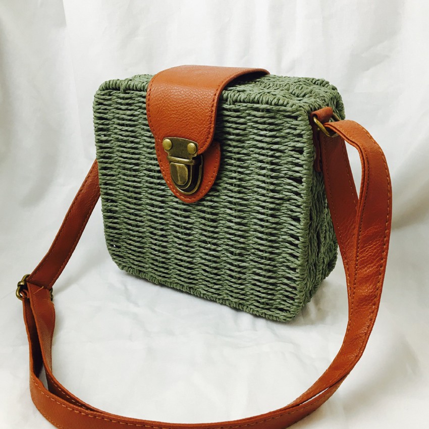 KW80397 Vintage Style Bag Green