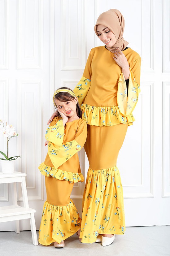 QA-549 WOMEN'S FLORAL KURUNG MUSTARD