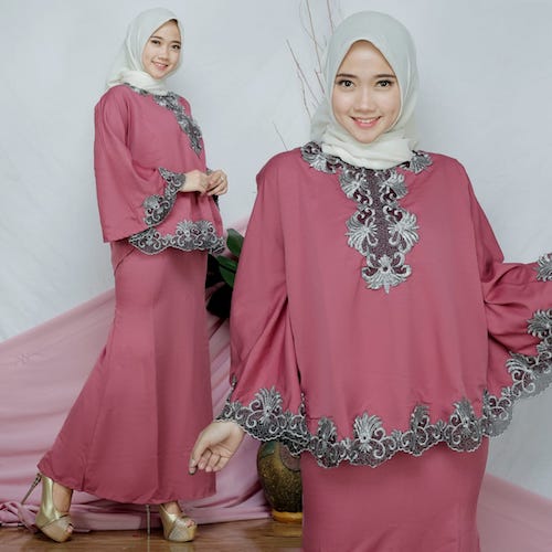 JW5007 Kurung Batwing With Skirt Plum