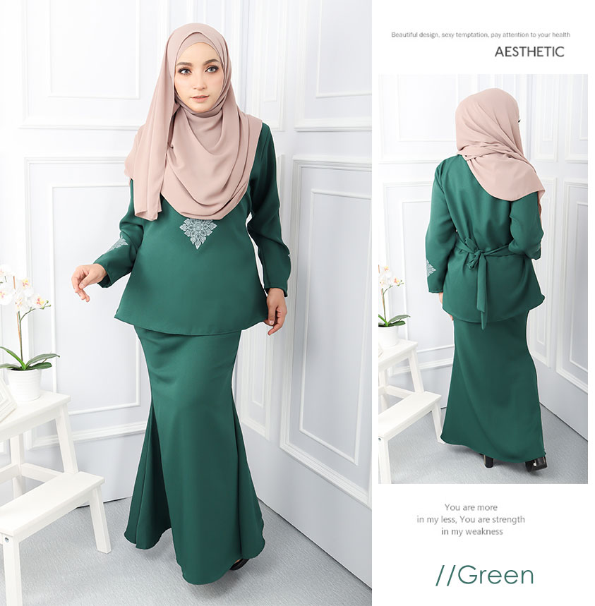 QA-551 WOMEN'S ELEGANT KURUNG GREEN