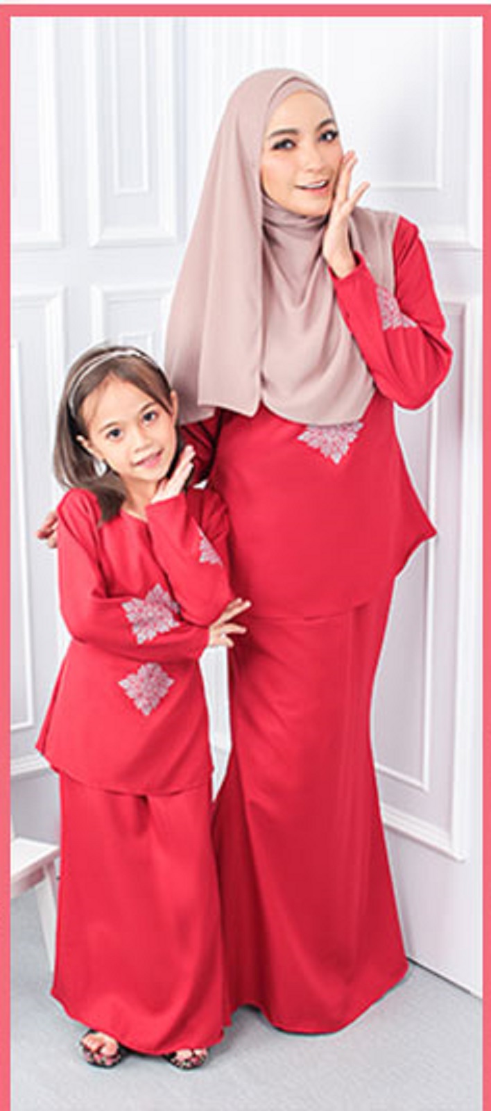 QA-551 WOMEN'S ELEGANT KURUNG RED