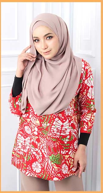 QA-563 WOMEN'S PRINTED TOP 01 RED