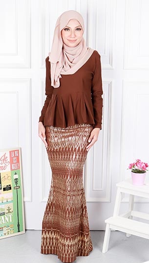 QA-569 ELEGANT SONGKET MODERN KURUNG BROWN