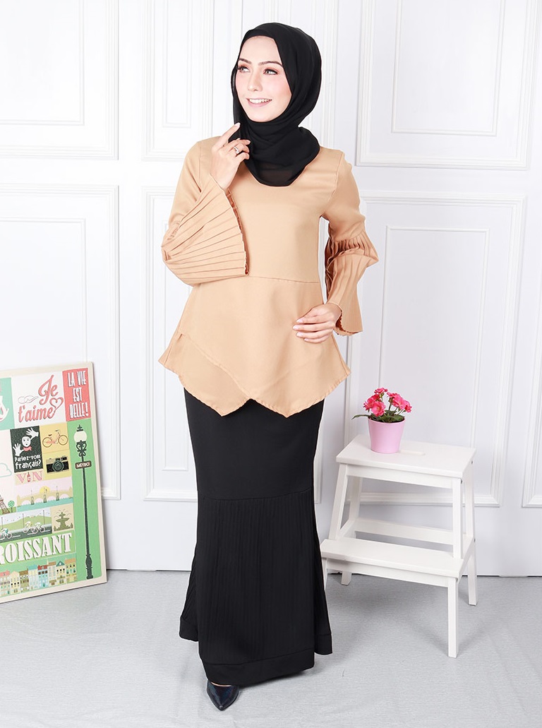 QA-577 LAYERED MUSLIMAH BLOUSE KHAKI