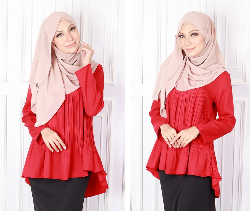 QA-582 PLEATED FLARE BLOUSE RED