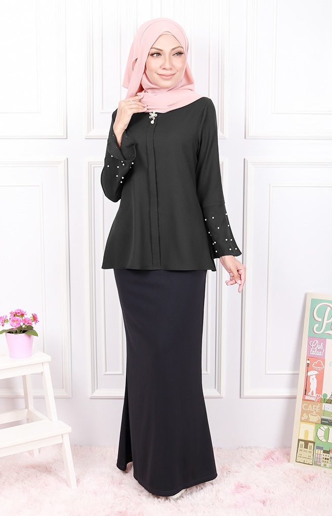 QA-586 WOMEN FUSION TOP BLACK