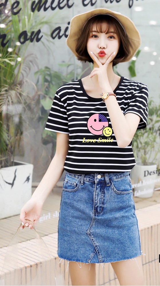 QA-627 PRINTED T- SHIRT LOVE SMILE