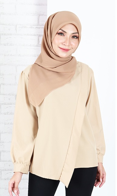 QA-656 KISTENA PLAIN BLOUSE APRICOT