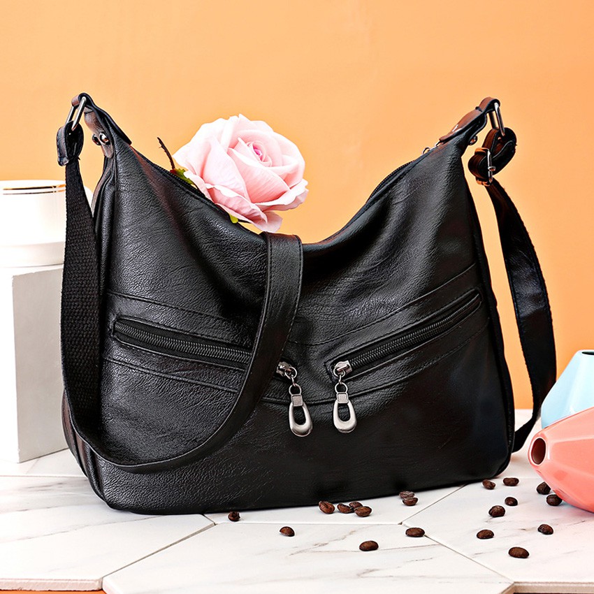 KW80466 WOMEN'S CASUAL BAG BLACK