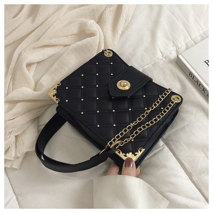 KW80515 STYLISH SHOULDER BAG BLACK