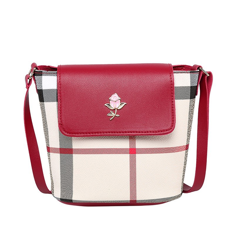 KW80555 CUTE CHECKER BAG RED