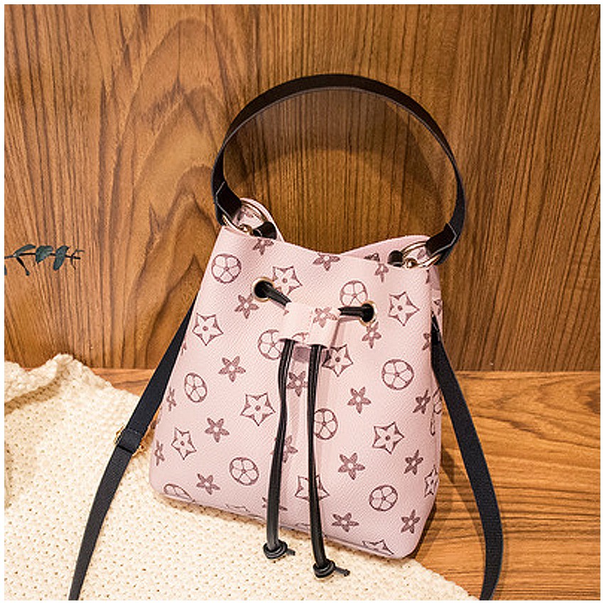 KW80584 STAR BUCKET BAG PINK