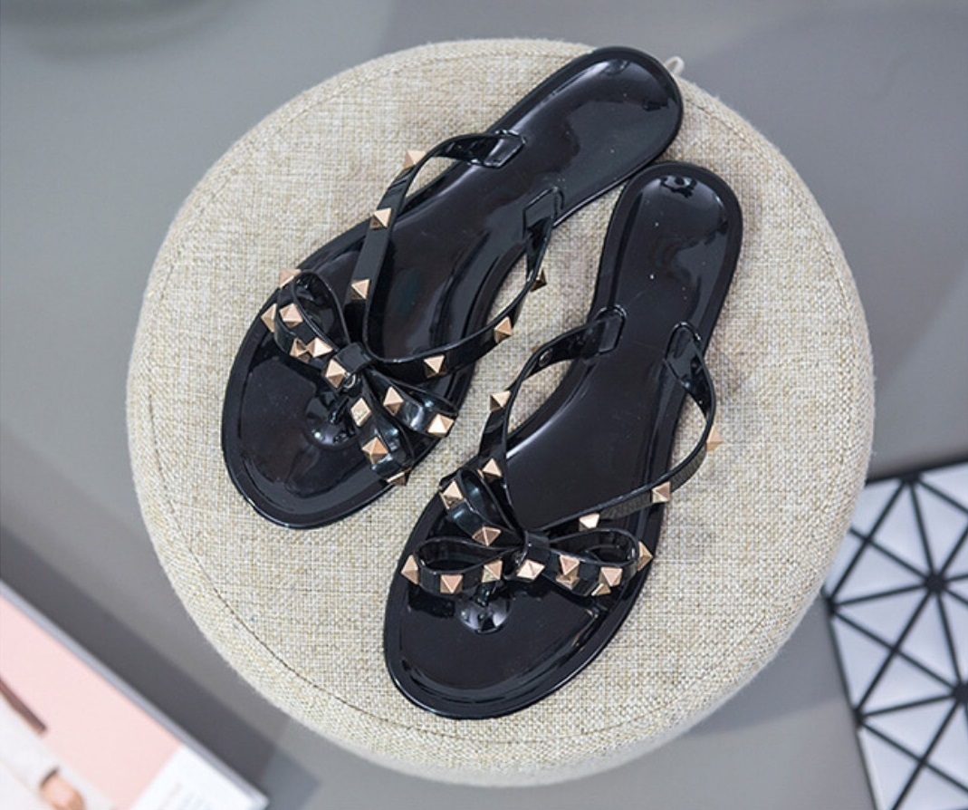 QA-724 RIBBON FLAT SANDAL BLACK