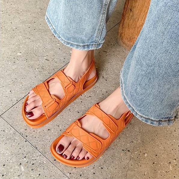 QA-777 BUCKLE FLAT SANDALS ORANGE