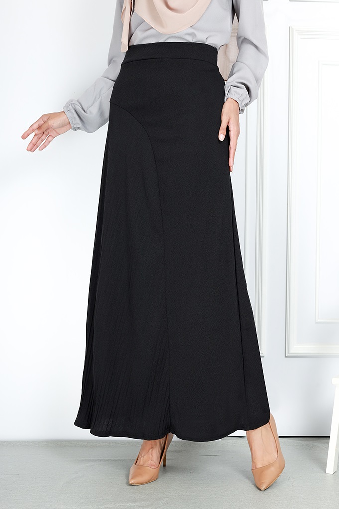 QA-756 WOMEN'S MAXI SKIRT BLACK