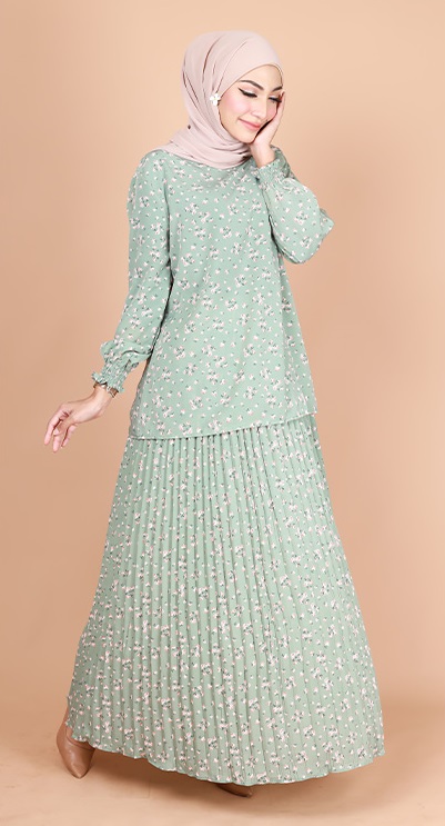 QA-766 LOVELY PRINTED SET WEAR MINT