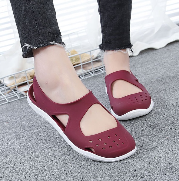 QA-773 SLIP ON FLAT SANDAL MAROON