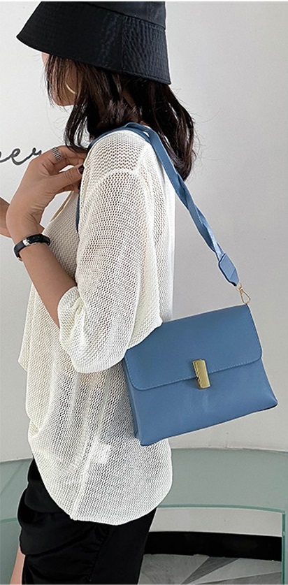 KW80896 Women's Basic Sling Bag Blue