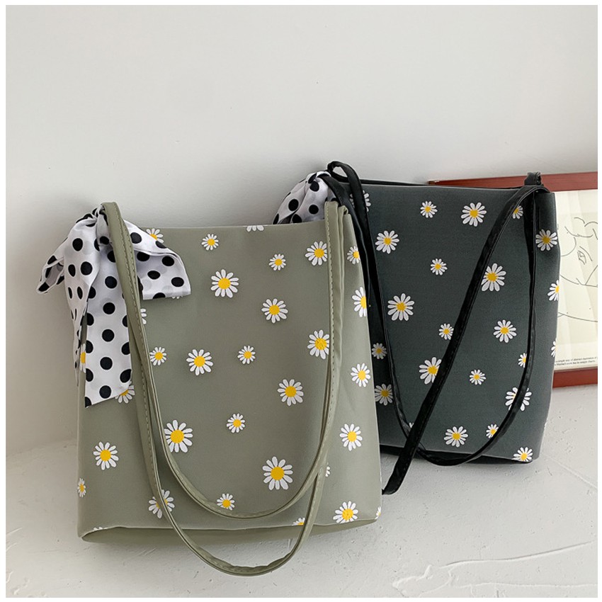 KW80907 Daisy Flower Tote Bag Green