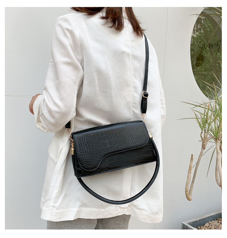 QA-898 Korean Fashion Baguette Sling Bag Black