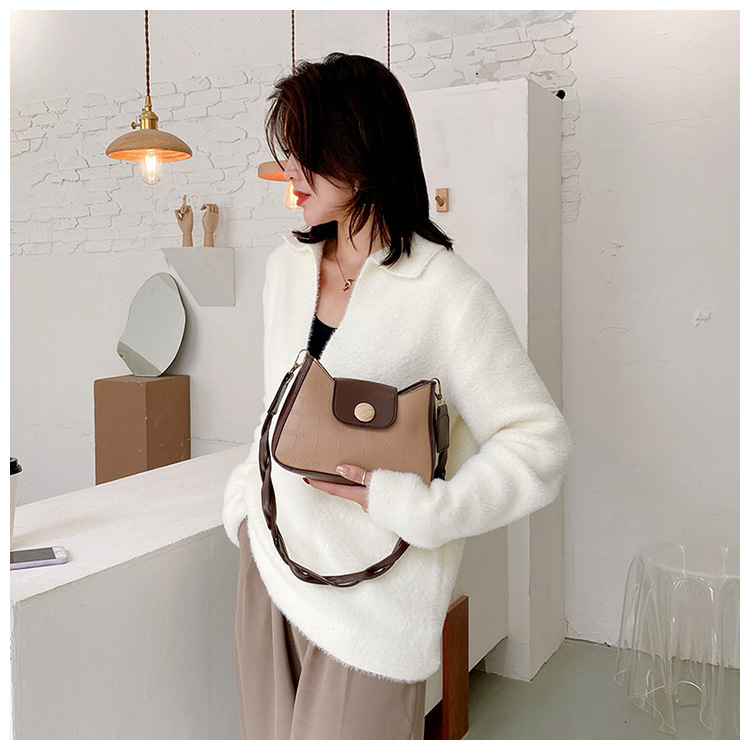 QA-894 Stylish Vintage Shoulder Bag Khaki