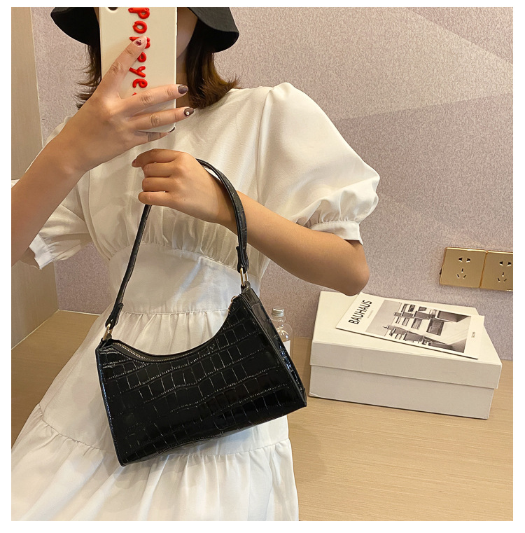 QA-895 Fashion Korean Shoulder Bag Black