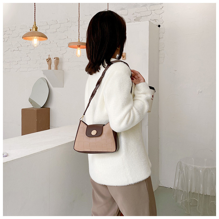 QA-894 Stylish Vintage Shoulder Bag Khaki